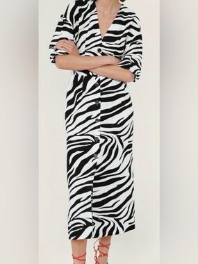 Zara NWOT Black and White Zebra Print Midi Dress with Belt